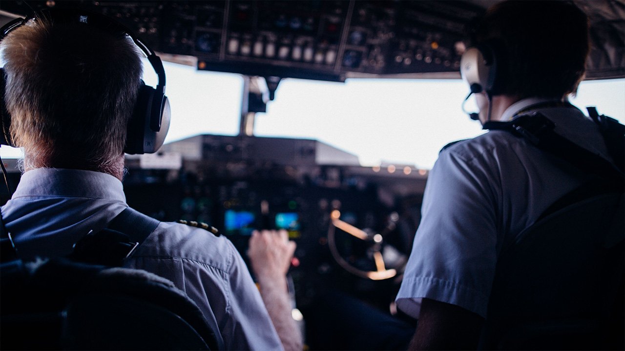 Havada dehşet! Pilotların ikisi birden uyuyakaldı, uçak rotadan çıktı