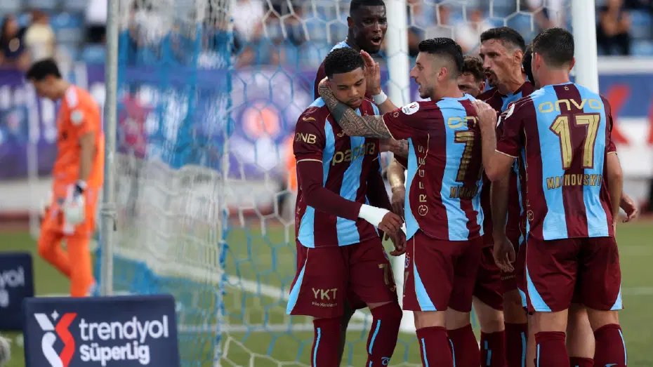 Trabzonspor-Ferencvaros canlı yayın hangi kanalda, şifresiz nerede izlenir? İşte muhtemel 11ler