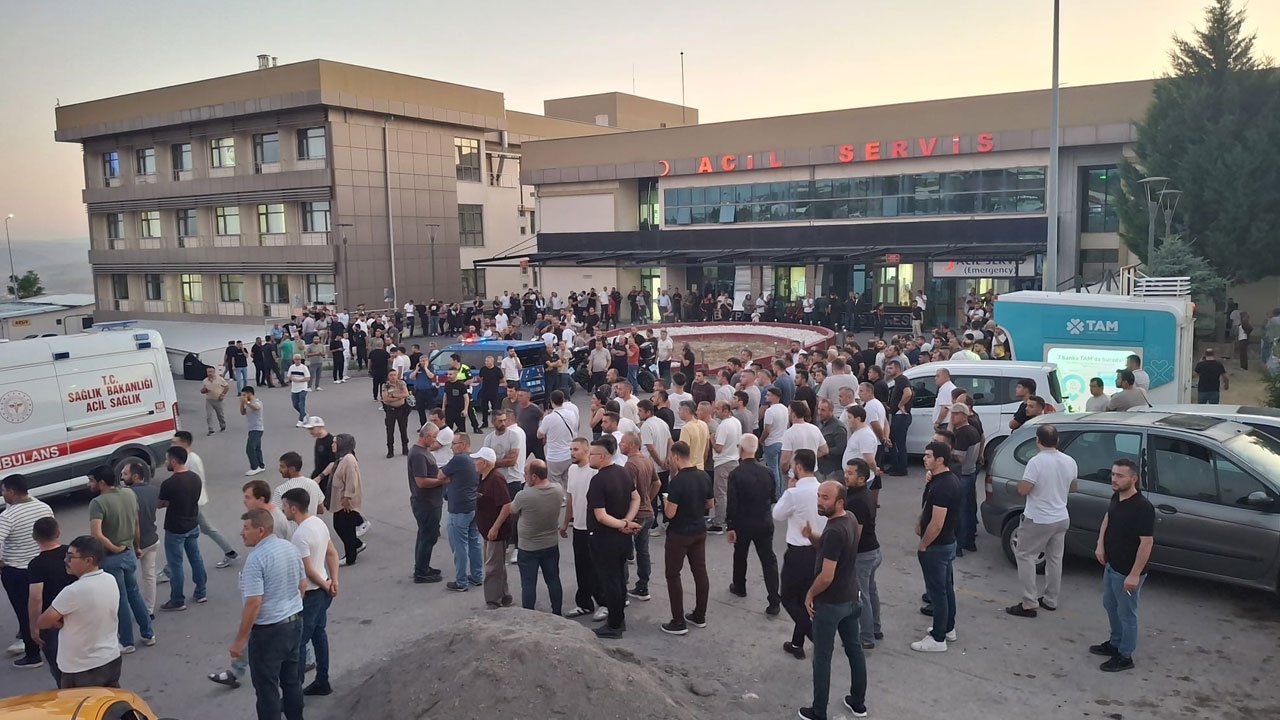 ÖLÜ VE YARALILAR VAR