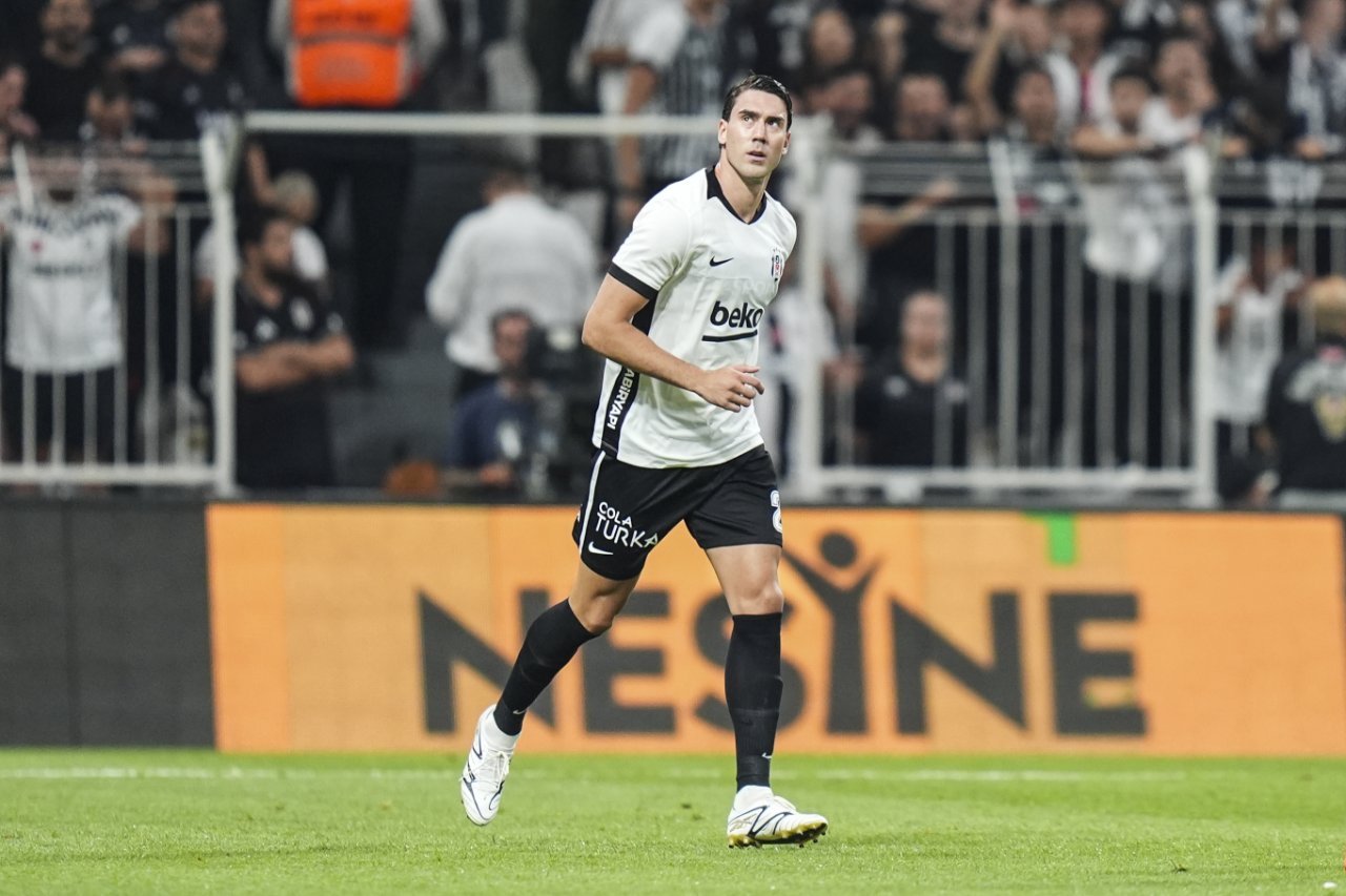 Dusan Vlahovic, Beşiktaş formasıyla ilk maçına çıktı.