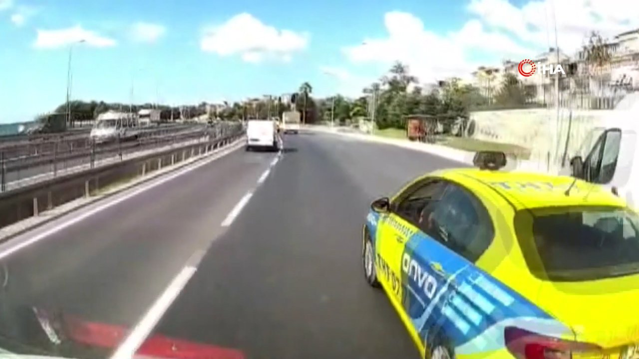 Trafikte şovun bedeli ağır oldu! Hem aracından hem ehliyetinden oldu
