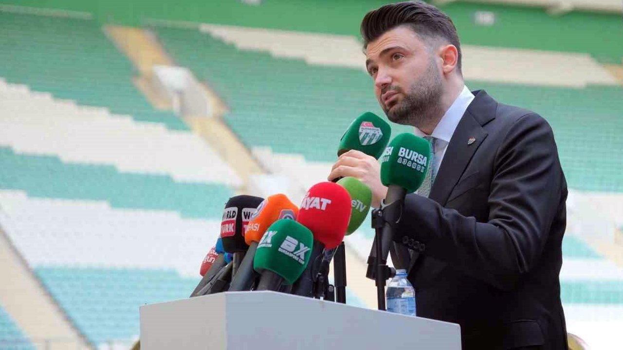 Bursaspor'da tepki dinmiyor: Hakemle birlikte rakibi de yenmek kolay değil