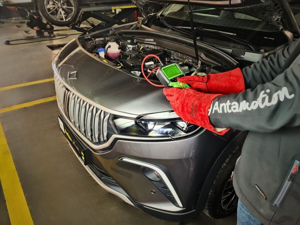 Elektrikli otomobil kullanıcıları dikkat: Agresif sürüş bataryayı 2,5 kat daha hızlı yaşlandırabilir