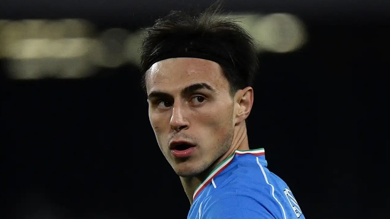 Eski Fenerbahçeli Eljif Elmas Atalanta'ya transfer oldu