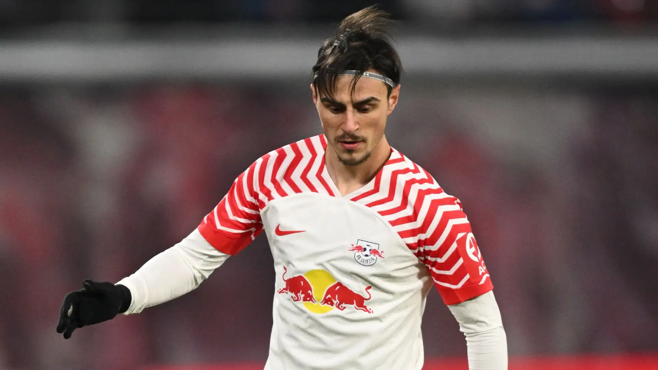Eski Fenerbahçeli Eljif Elmas Atalantaya transfer oldu