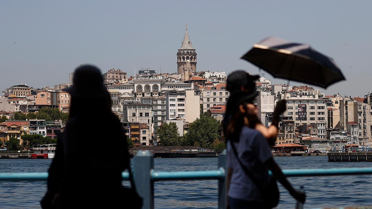 İstanbulu Afrika ve Basra sıcak hava dalgası vurdu! Sıcaklıklar rekor seviyede