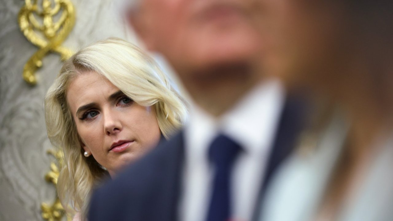 Mektupları gündem oldu! Natalie Harp kimdir, kaç yaşında? Dünya Trump'ın asistanını konuşuyor! 