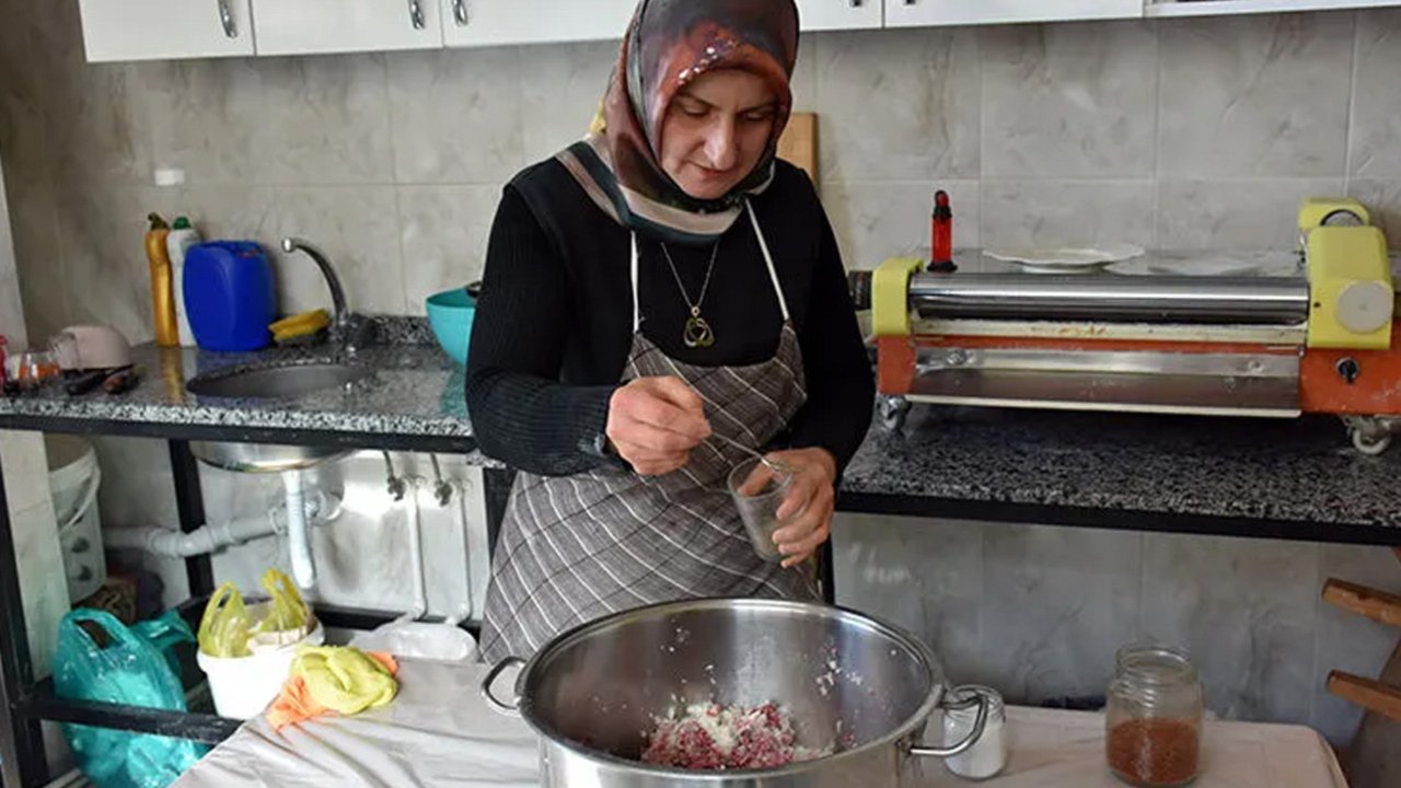 Milyonlarca kadını ilgilendiriyor! Ev kadınlarına devlet destekli emeklilik geliyor.