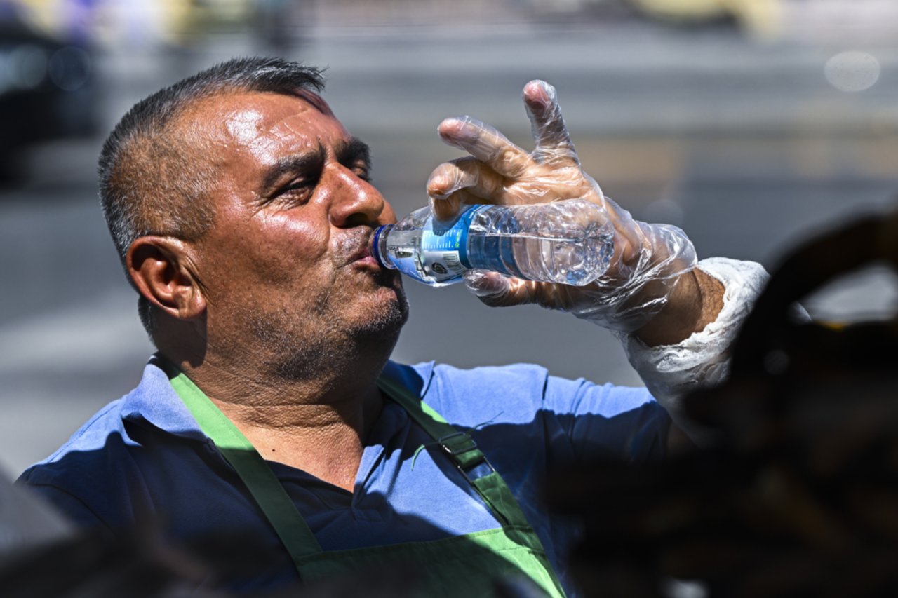 Pazar ve pazartesiye dikkat! 40 dereceyi gören iller artıyor... Serin hava için tarih belli oldu