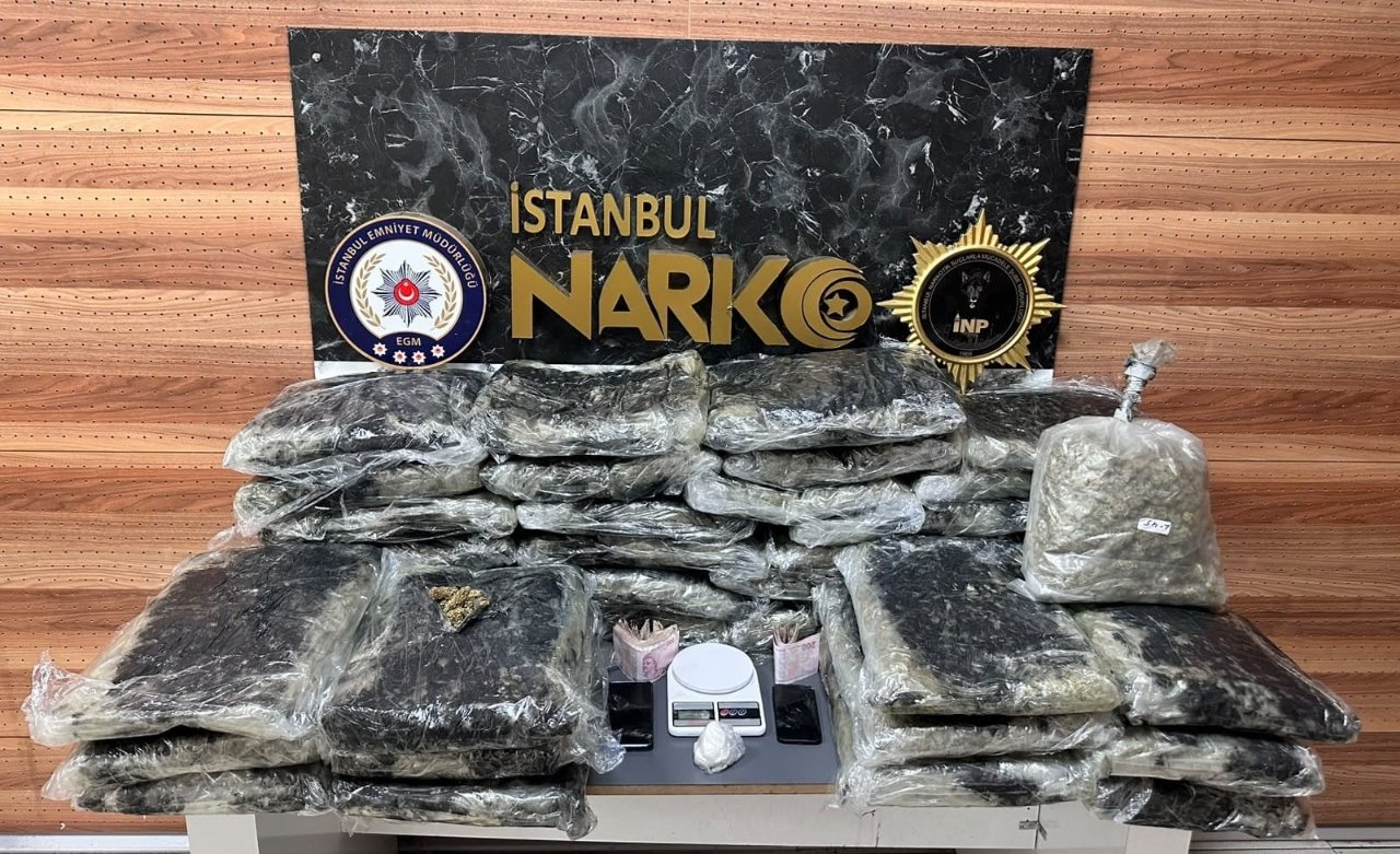 Taksiyle uyuşturucu sevkiyatına polis baskını