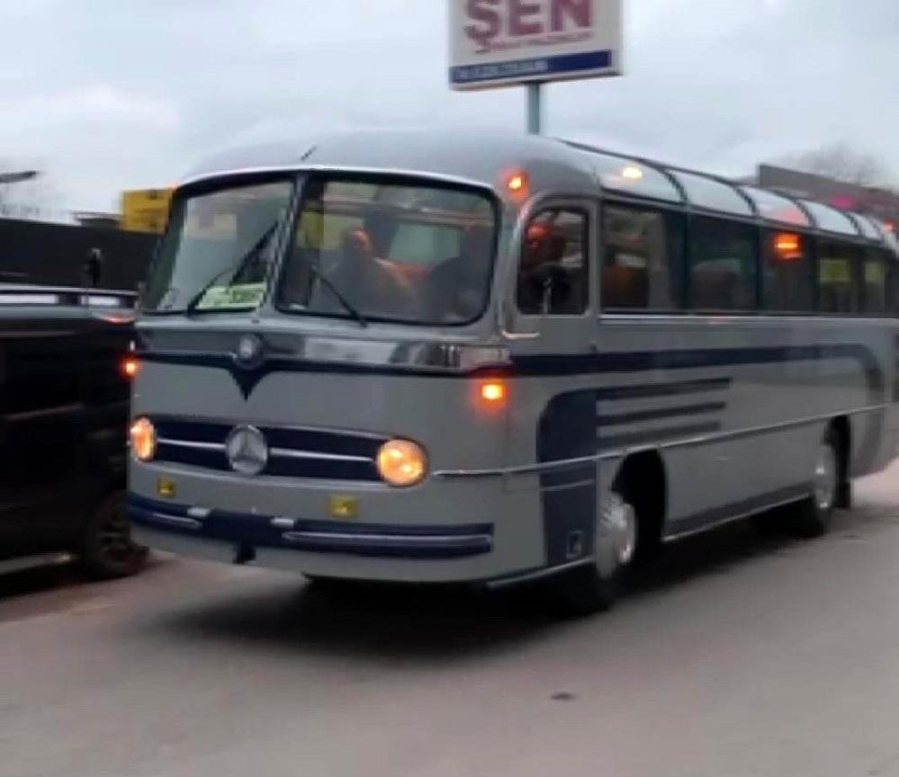 Tek otobüsle başladı, sayı 16 oldu! Parçalar için dünyanın her yeriyle iletişimdeler