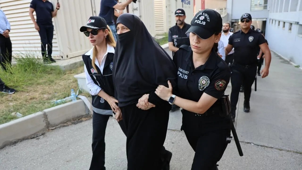 İkisi de FETÖ'nün emrinde! Kuriş ve Kuytul’un hainlerle iş birliği ortaya çıktı