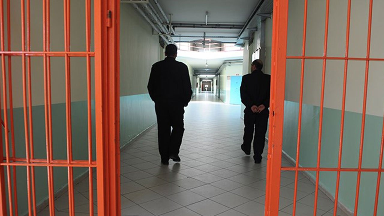 İnfaz sisteminde eşitlik olacak! Değişiklik işareti AK Parti’nin vizyon belgesinde verildi
