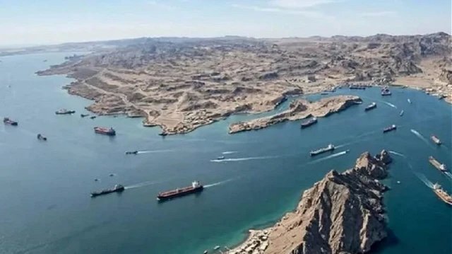 İran’dan Hürmüz Boğazı için yeni hamle! Gemilerden geçiş ücreti alınacak