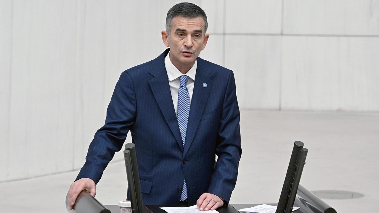 Ümit Dikbayır