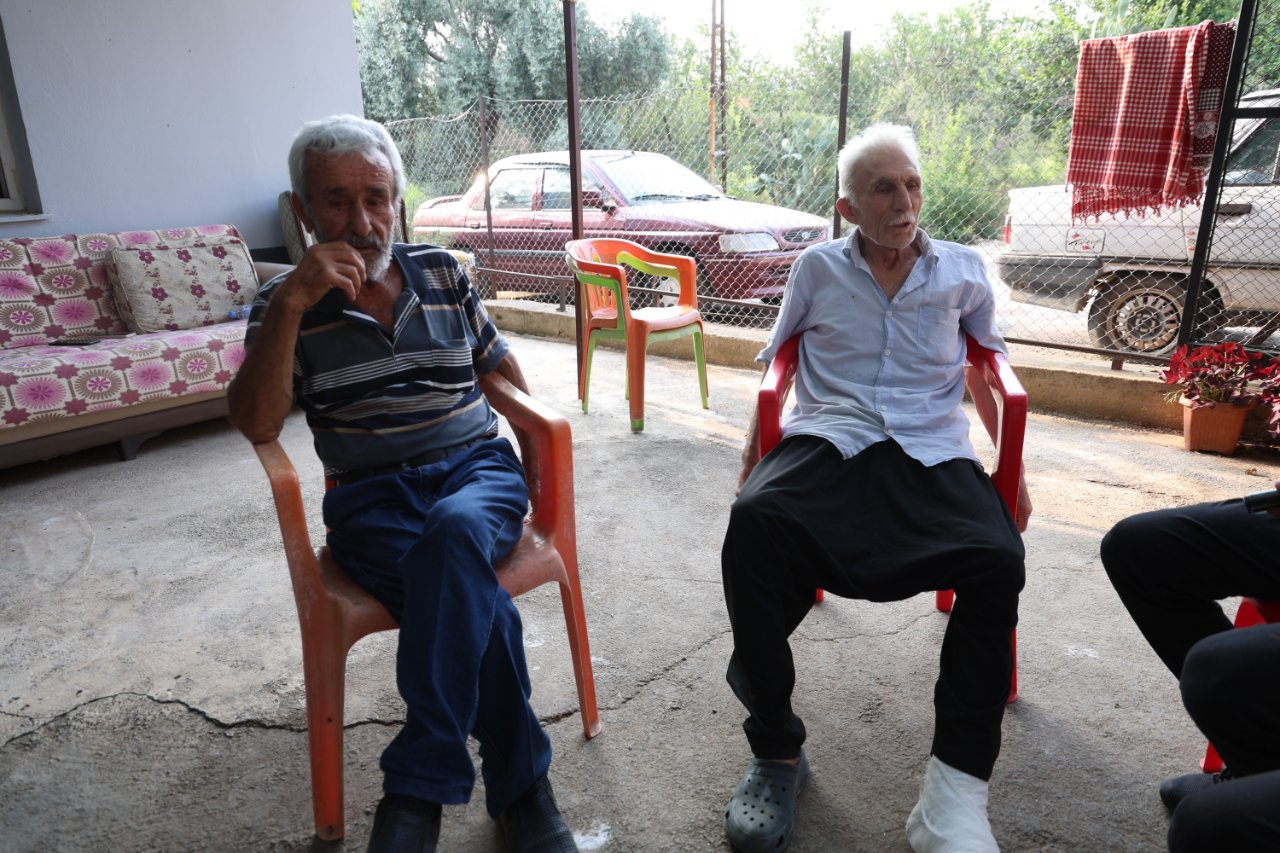 El sıkışıp helalleştiler! Sitem sonrası tatlı ziyaret! Kendisine çarpıp kaçtı sanmıştı, gerçek başka çıktı