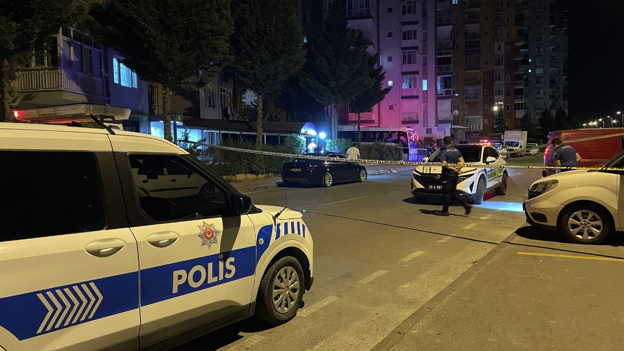 Kayseri'de baba ve oğlu "sigara parası" nedeniyle birbirlerini bıçakladı