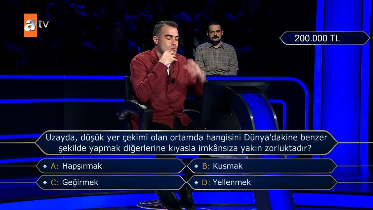 Kim Milyoner Olmak İster’de geceye damga vuran soru: "Uzayda hangisini yapmak zordur?" Cevabı şaşırttı