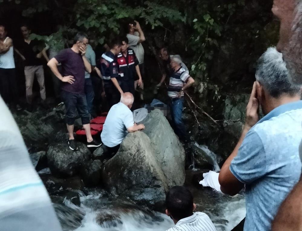Ordu'da esrarengiz olay! Kız kardeşlerin cesedi dere kenarında bulundu