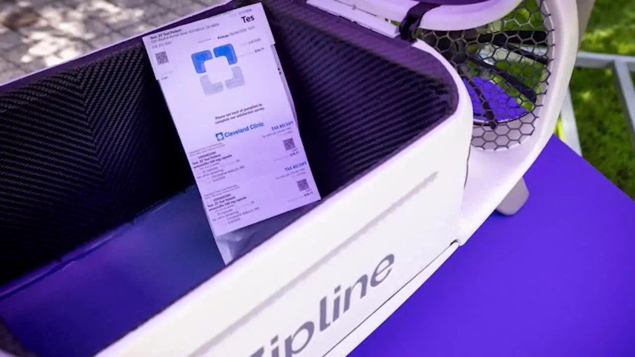 Reçeteli ilaçlar 90 metre yükseklikten kapıya inecek: Drone ile teslimat dönemi başladı