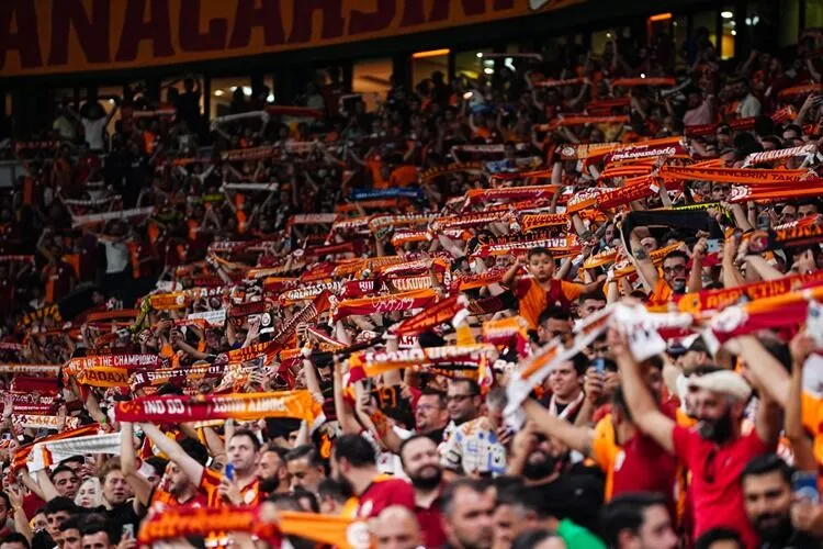 Süper Lig’de kombine yarışı: En pahalı 275 bin, en ucuz 3 bin TL