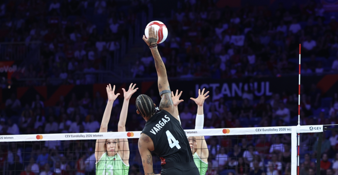 Türkiye-Macaristan voleybol maçı hangi kanalda, canlı yayın nerede izlenir, saat kaçta? Filenin Sultanları 3. galibiyet için mücadele edecek!