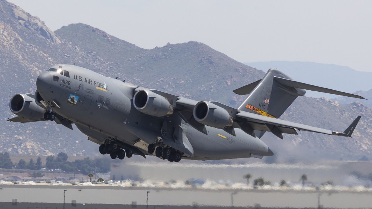 ABD Hava Kuvvetleri'ne ait bir Boeing C-17 Globemaster III