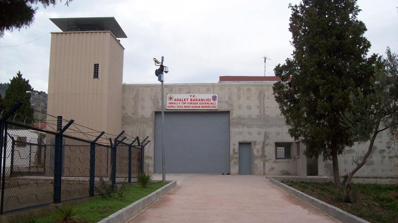 'İmralı'da görüşme ve tutanak' iddialarına yalanlama: Hayal mahsulü