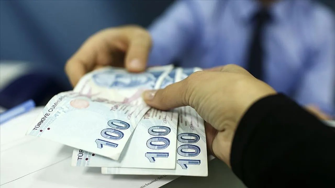 Sıcak paraya vergi geliyor! Maliye'den para piyasası fonlarına yüzde 10 stopaj hazırlığı
