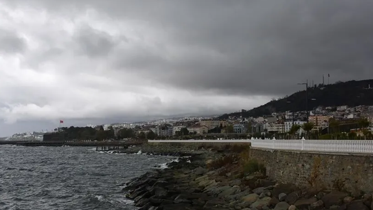 Valilik duyurdu! Giresun'da bugün ve yarın denize girişler yasaklandı