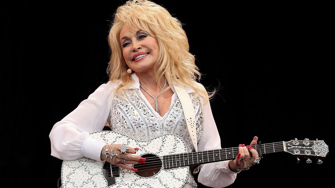 Dolly Parton