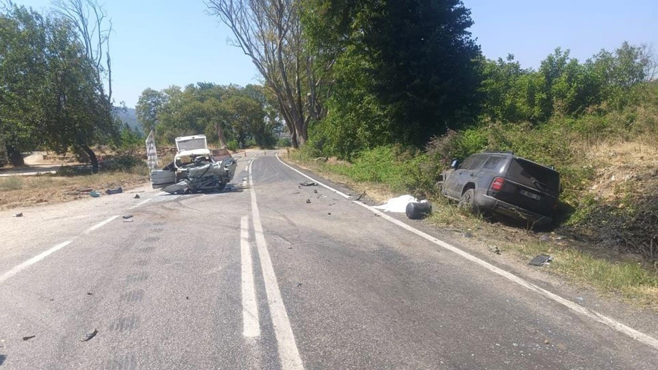 Manisa'da kahreden kaza! 2 kardeş canından oldu