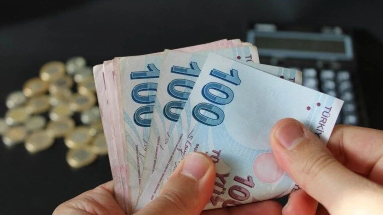 Memur ve emekli zammı için yeni rakam! Bu kez tahmin dünyaca ünlü bankadan geldi