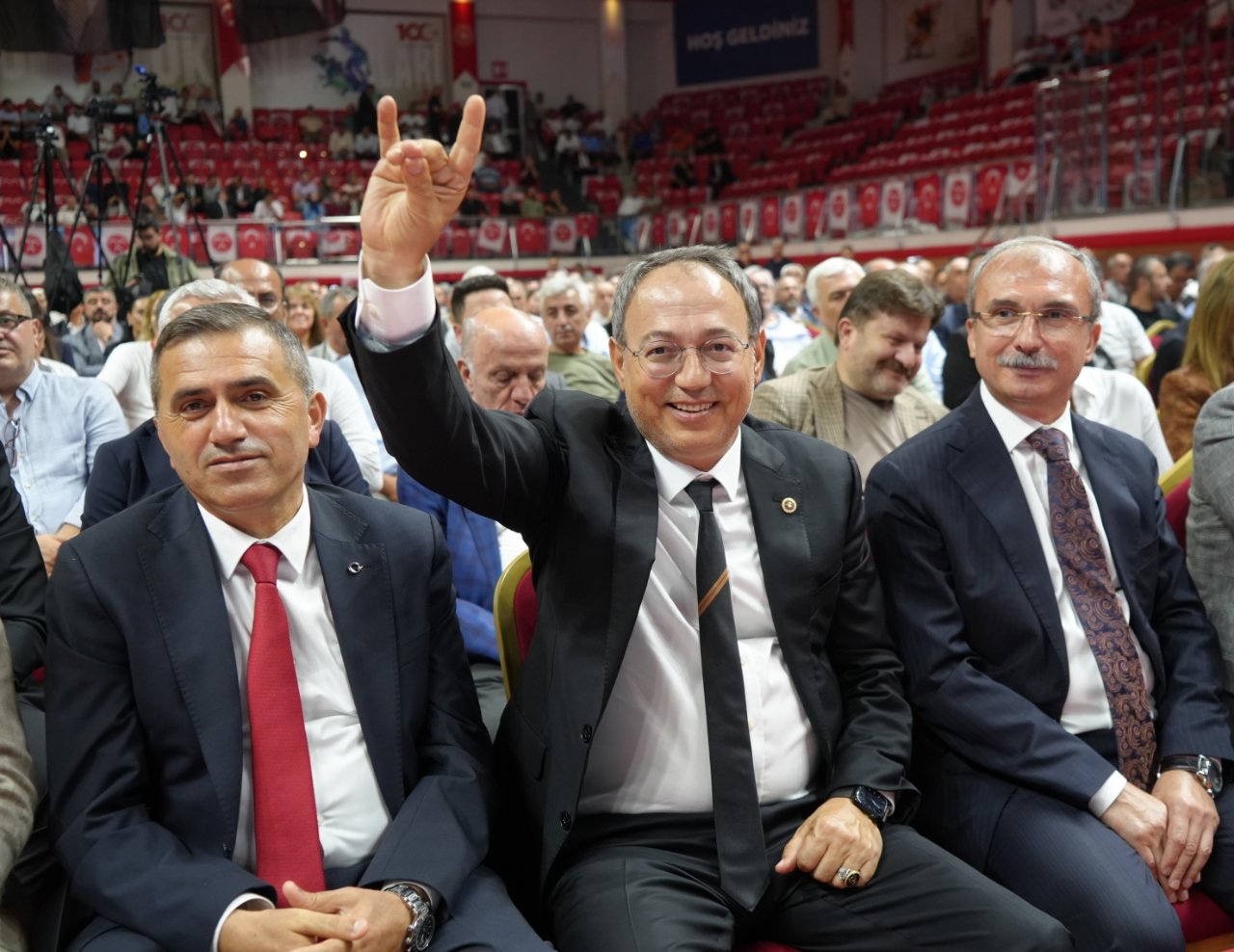 MHP Genel Başkan Yardımcısı ve Samsun Milletvekili Prof. Dr. İlyas Topsakal