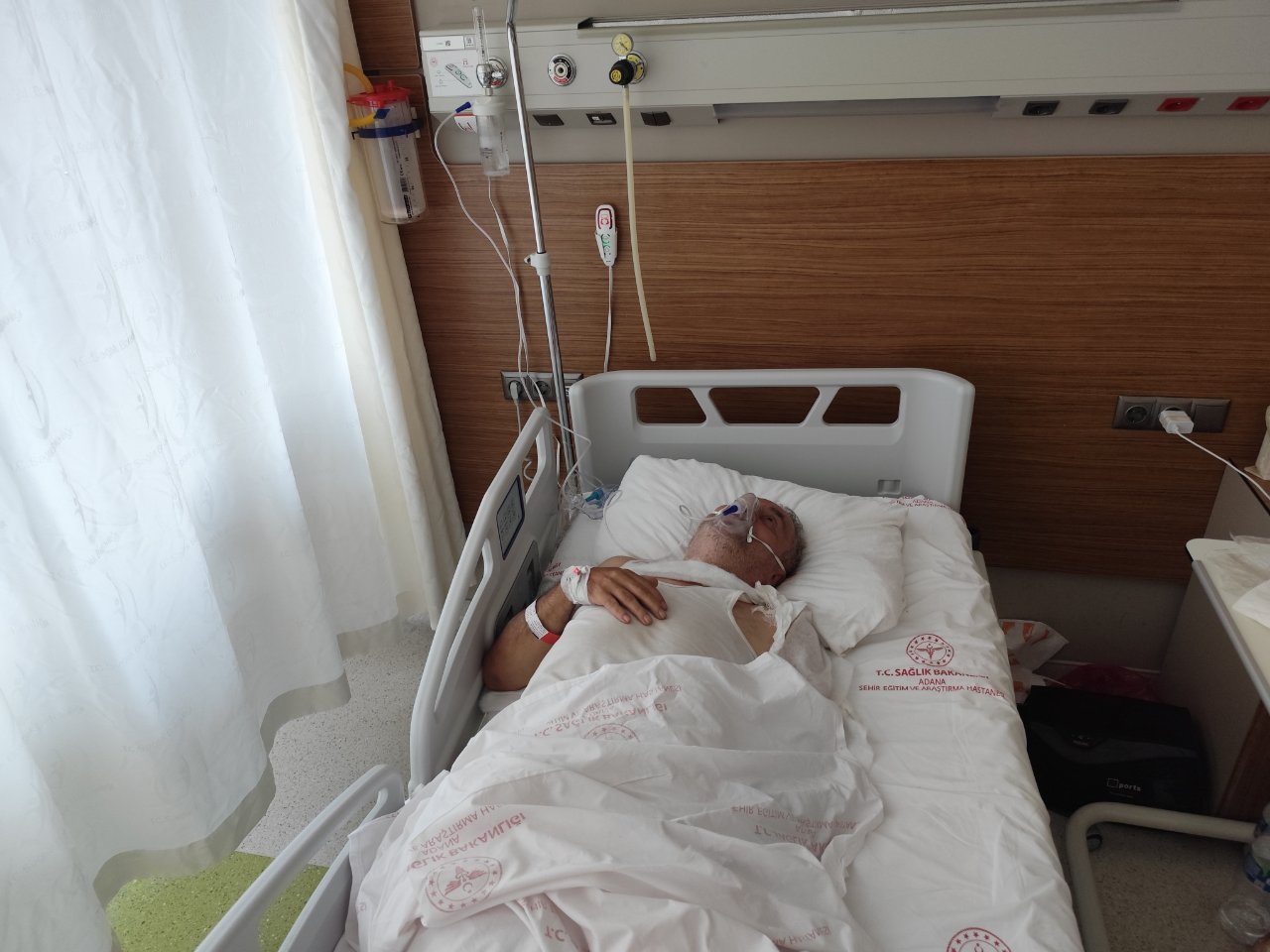 Omuz, kaburga, kalça… Vücudu kırık dolu! Yaşlı adama çarptılar, ne yardım ettiler ne arkalarına baktılar