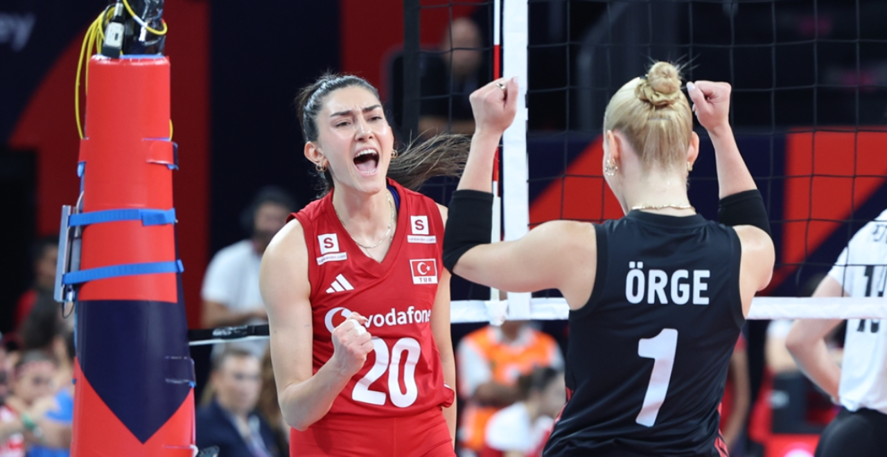 Türkiye-Almanya voleybol maçı canlı yayın bilgileri! Filenin Sultanları maçı hangi kanalda, saat kaçta?