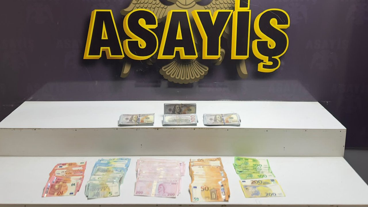 'Ucuza dolar' oyununun foyası ortaya çıktı! 3 kişi tutuklandı