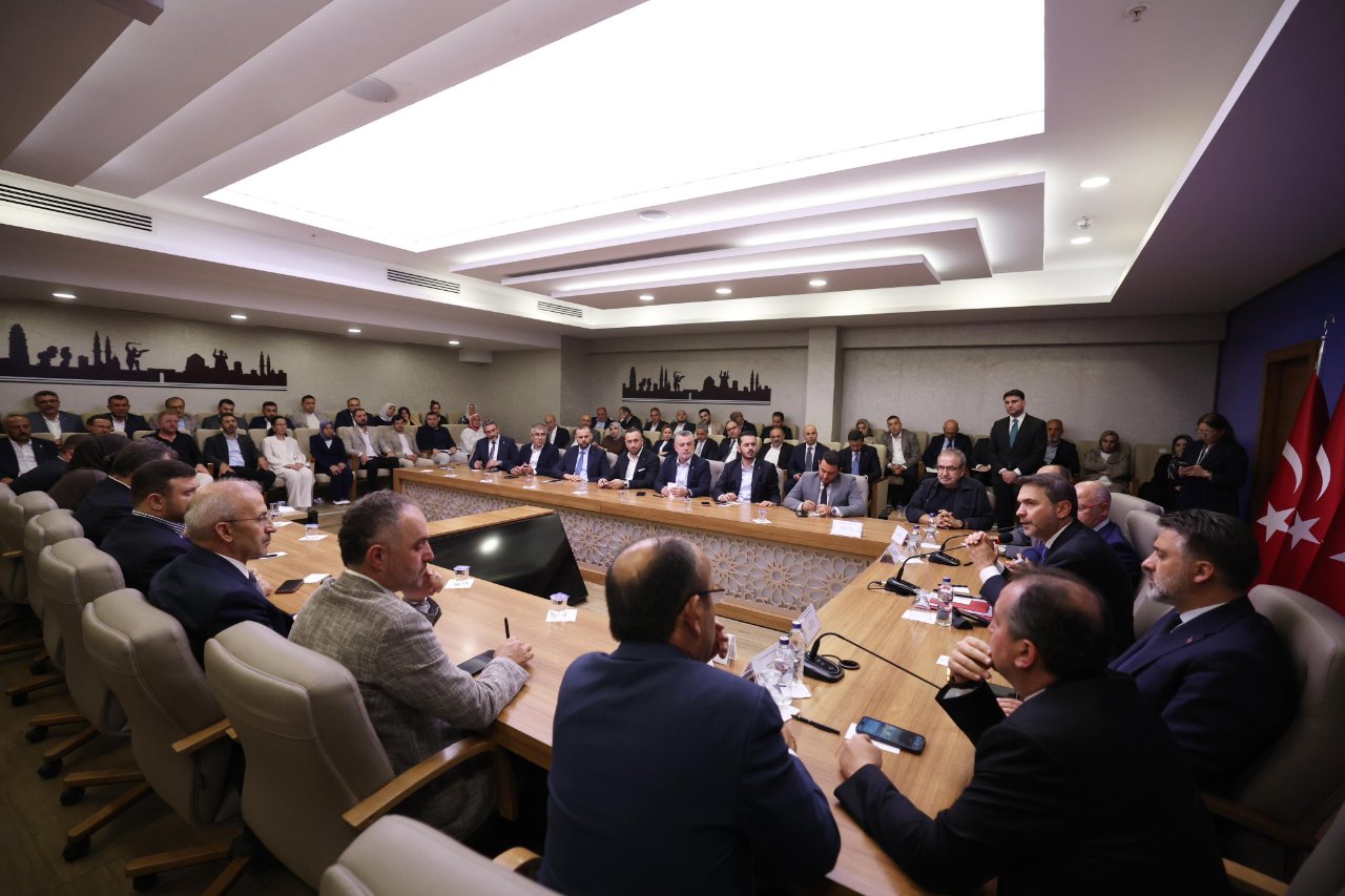 Gabarda terörün yerini petrol üretimi aldı! Bakan Bayraktar 2035i işaret etti