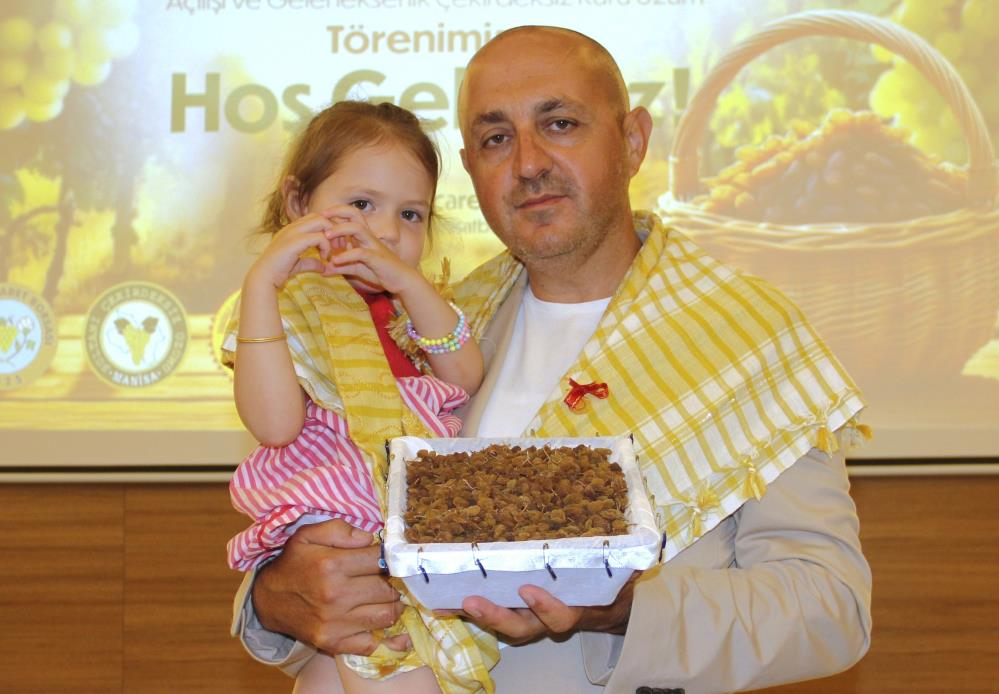 İlki 4 bin TLye satıldı! Manisada kuru üzüm sezonu başladı