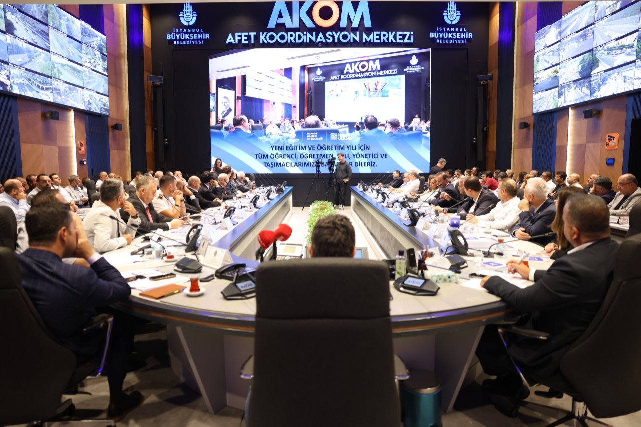 İstanbulda yeni öğretim yılı alarmı! Okulların açıldığı gün toplu taşıma ücretsiz