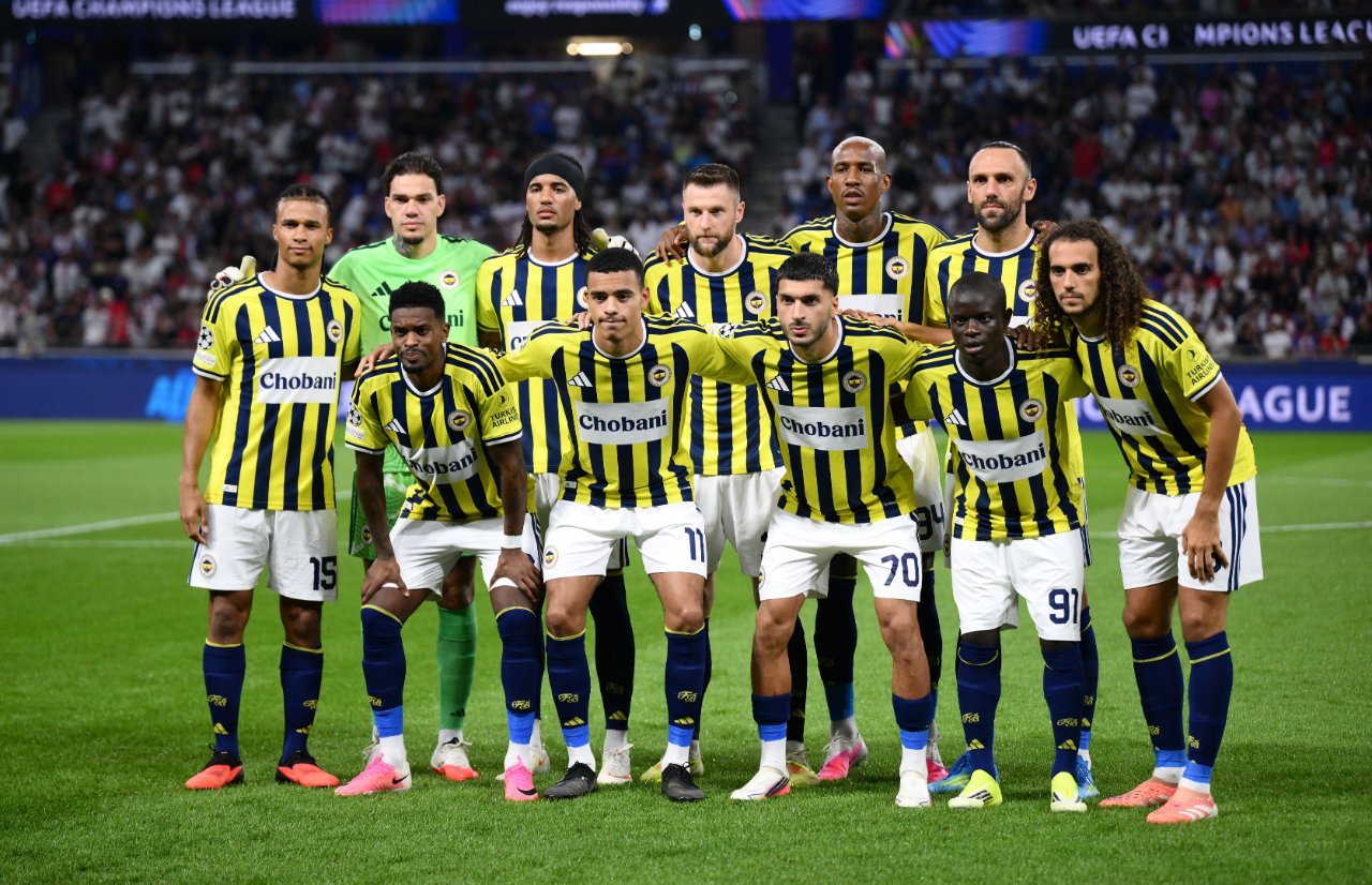 Manşetlerde Fenerbahçe'nin Lyon zaferi var: Fransa gözyaşları içinde