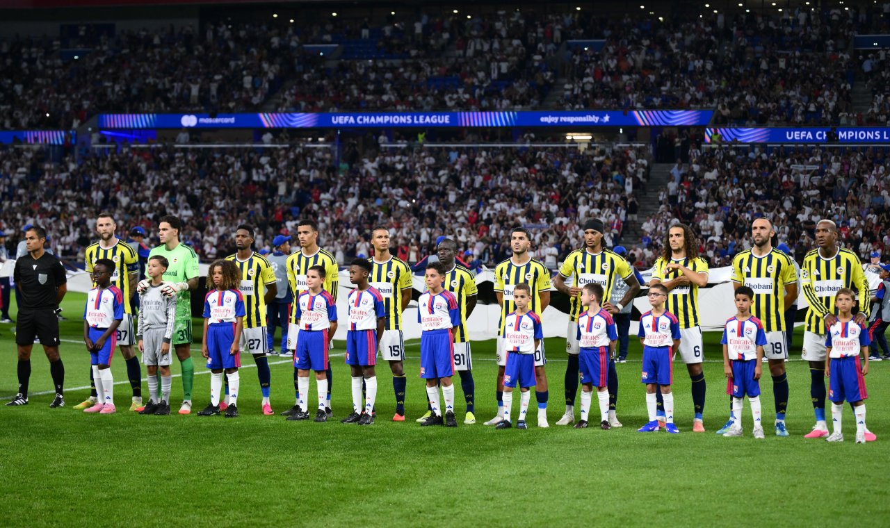 Manşetlerde Fenerbahçe'nin Lyon zaferi var: Fransa gözyaşları içinde