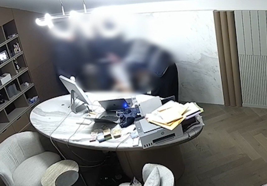 Villaya sahte polis baskını iddiası! 4 milyon dolarlık kripto transferini mahkeme anlattı