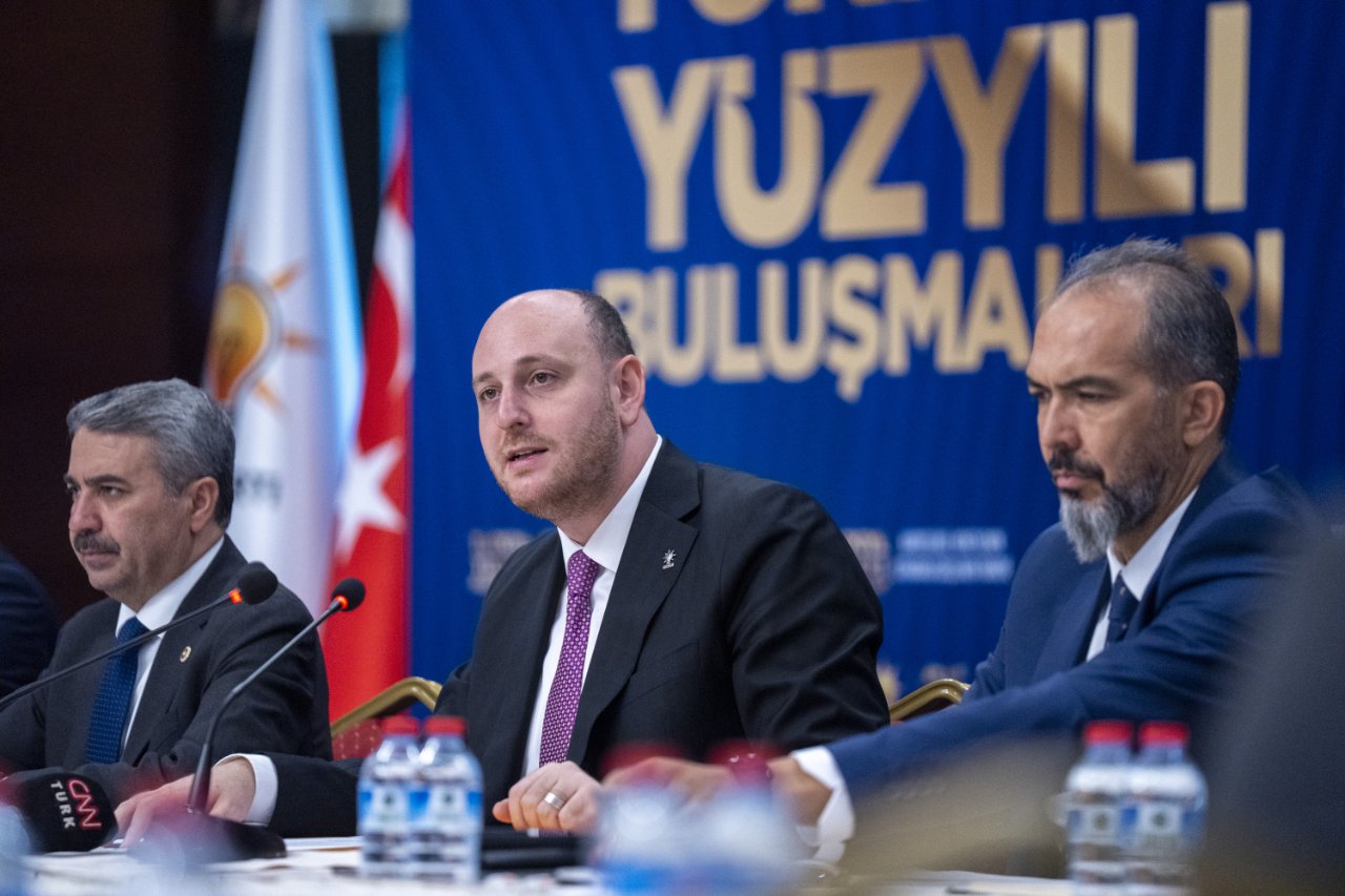 AK Parti’den Erdoğanın adaylığıyla ilgili açıklama: Teknik tarih düzenlemesi yapılabilir