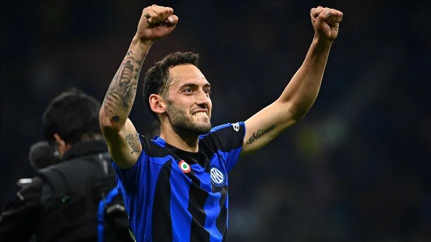 Hakan Çalhanoğlu'nun, Inter ile sözleşmesi sezon sonunda bitecek.