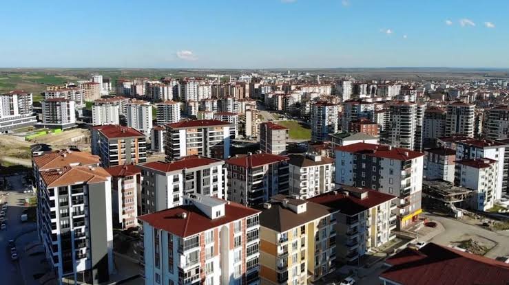 İstanbul'da 'ucuz daire' dolandırıcılığı! 30 kişiden 25 milyon lira topladılar