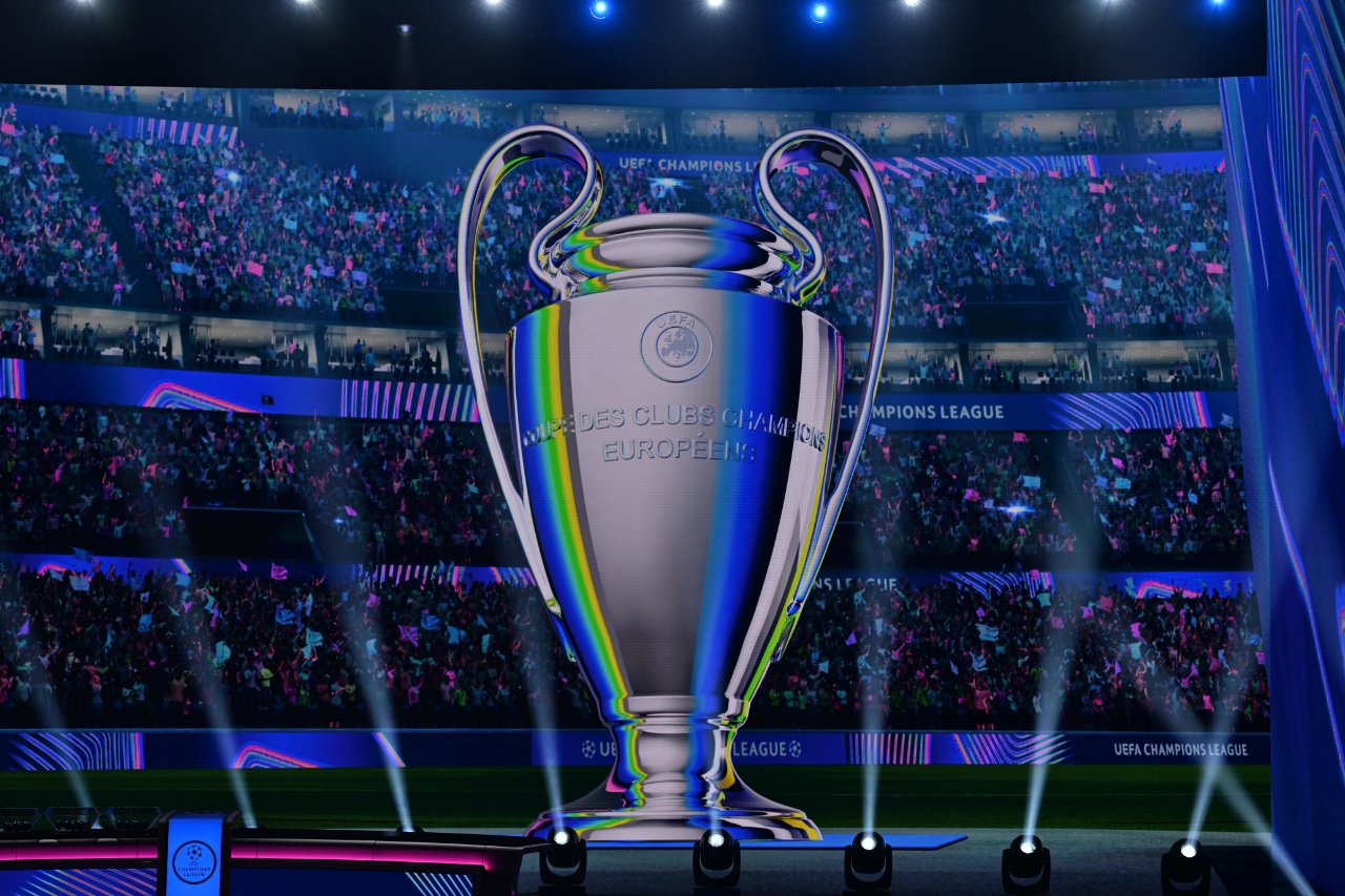 Galatasaray'ın rakipleri Barcelona, PSG, Sporting, Aston Villa, Feyenoord, Lille, Stuttgart ve AEK oldu.