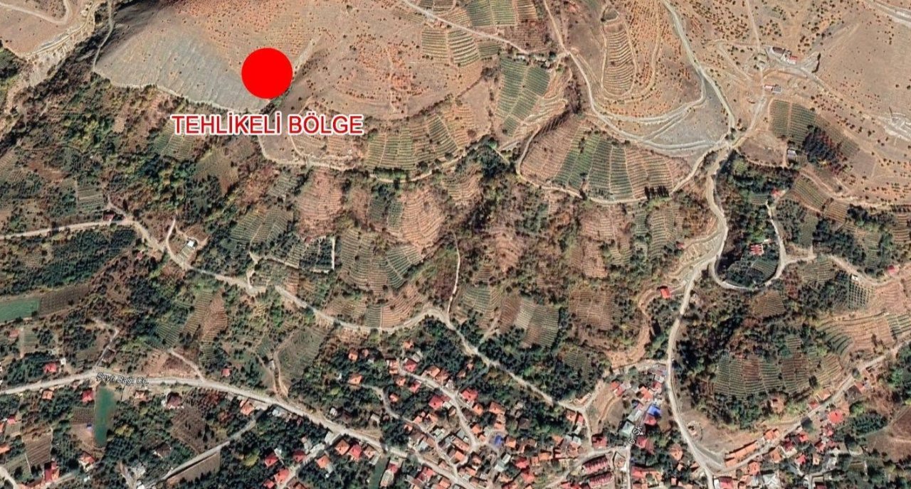 Yetkililer uyardı! Heyelan riski bulunan ilçemizde vatandaşlar tahliye edilecek