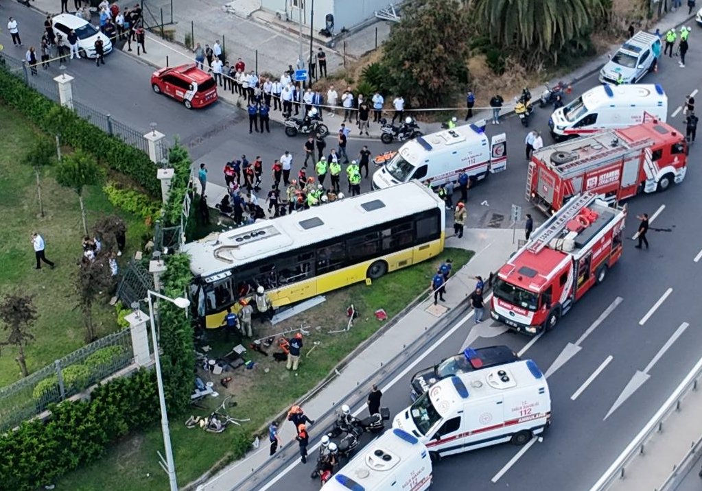 2 kişi ölmüştü! İETT otobüsünün kaza yapmasına sebep olan sürücü gözaltında!