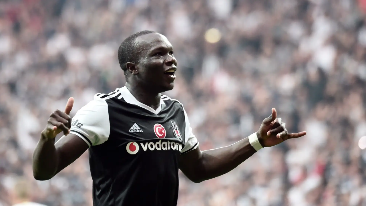 Aboubakar yeniden Türkiyede! Yeni takımı resmen belli oldu